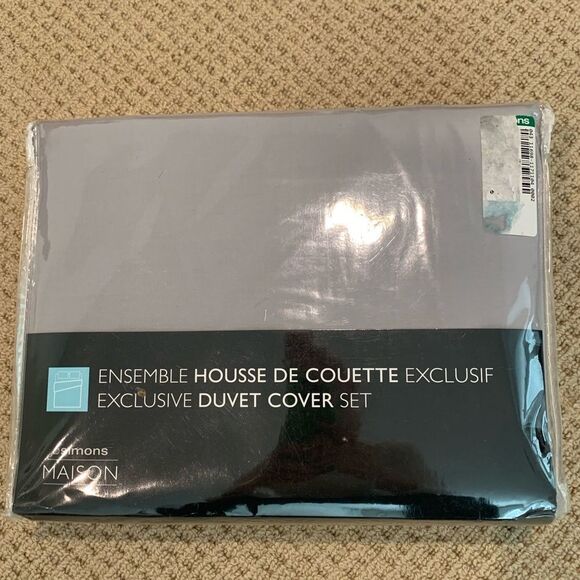 Simons Maison - BNWT - 50%Cotton/50% Polyester Queen Duvet Cover Set in Aluminum - Picture 2 of 5